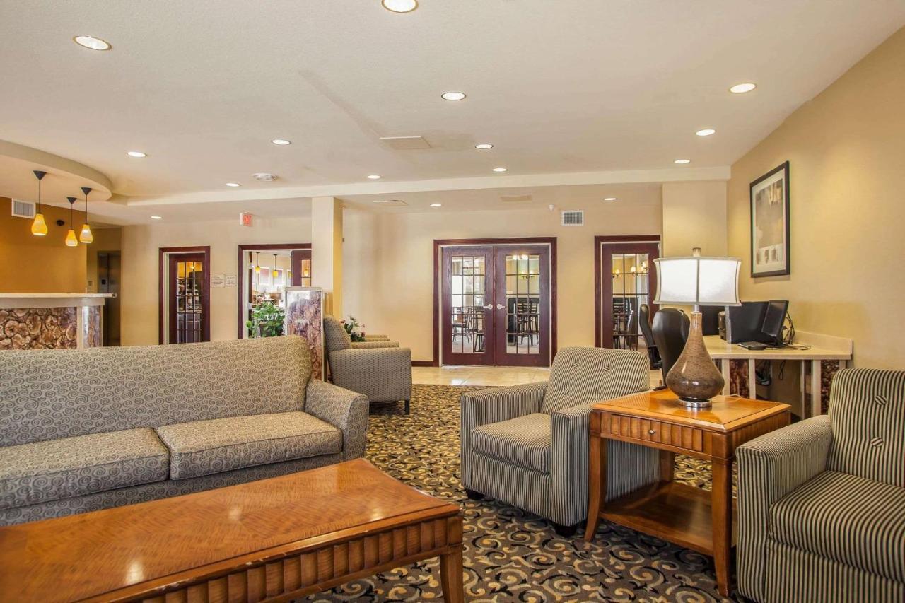 Comfort Suites Bloomington I-55 And I-74 Eksteriør billede