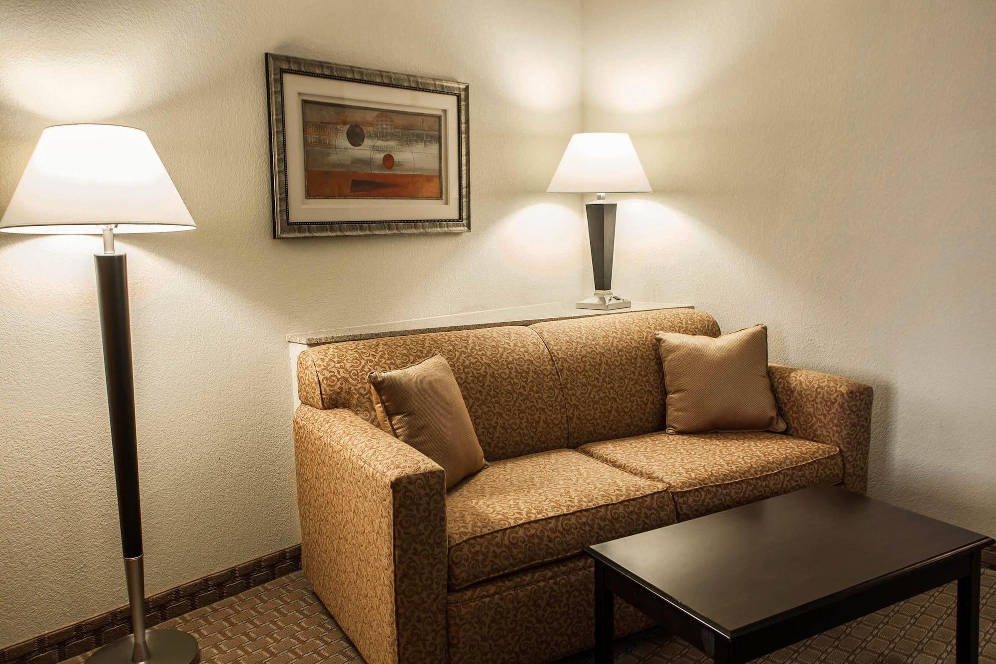 Comfort Suites Bloomington I-55 And I-74 Eksteriør billede