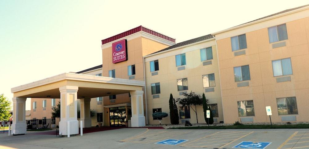 Comfort Suites Bloomington I-55 And I-74 Eksteriør billede