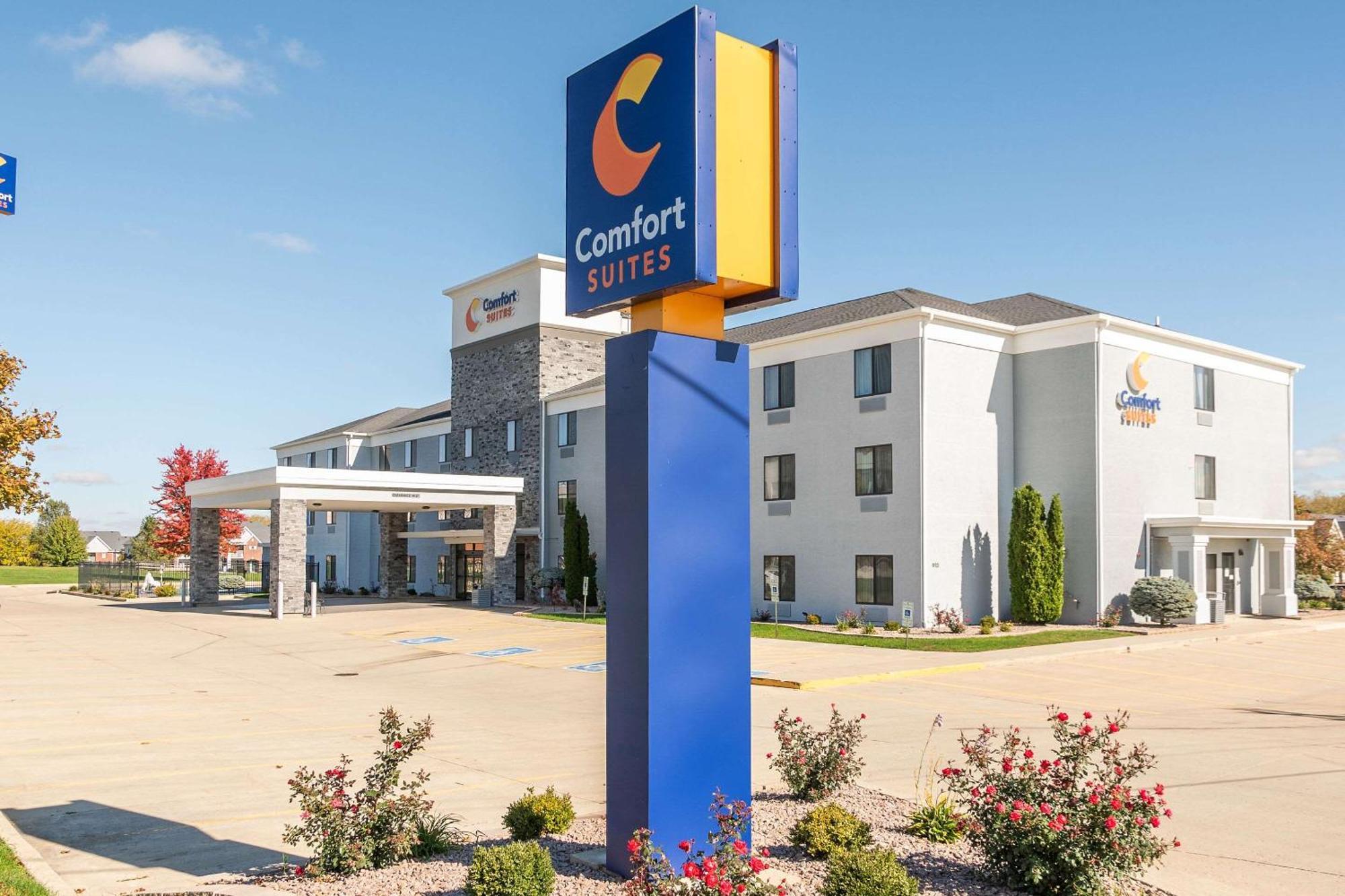 Comfort Suites Bloomington I-55 And I-74 Eksteriør billede
