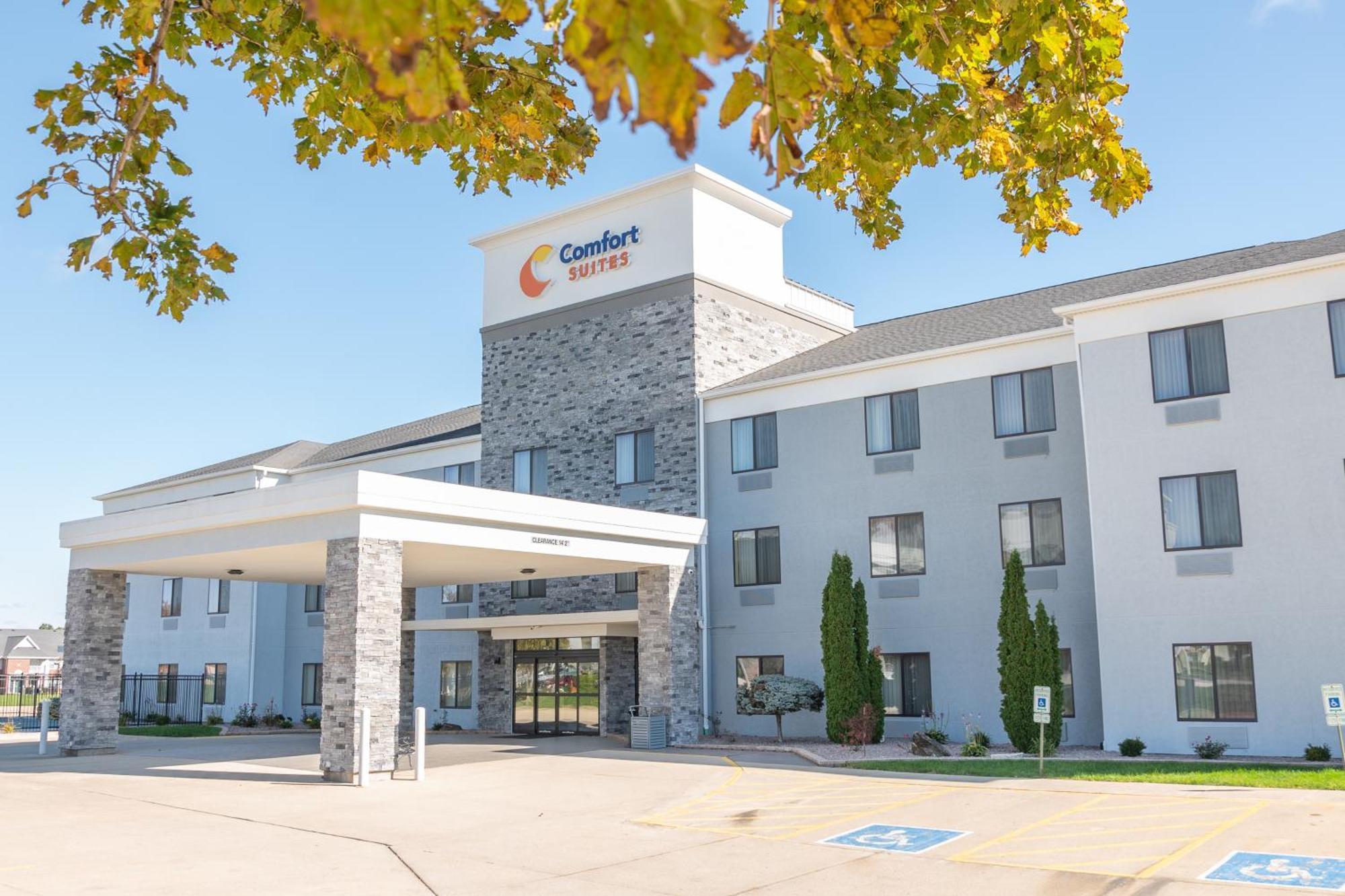 Comfort Suites Bloomington I-55 And I-74 Eksteriør billede