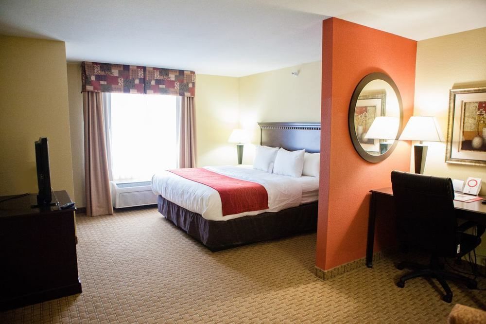 Comfort Suites Bloomington I-55 And I-74 Eksteriør billede