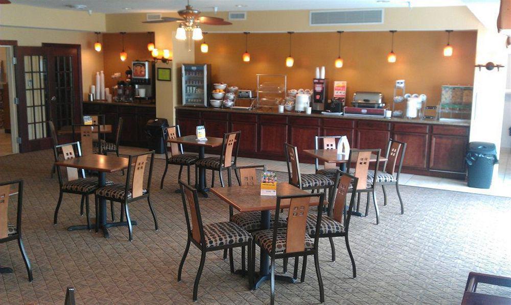 Comfort Suites Bloomington I-55 And I-74 Eksteriør billede